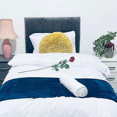 I Bed Apartment Бирмингем Экстерьер фото