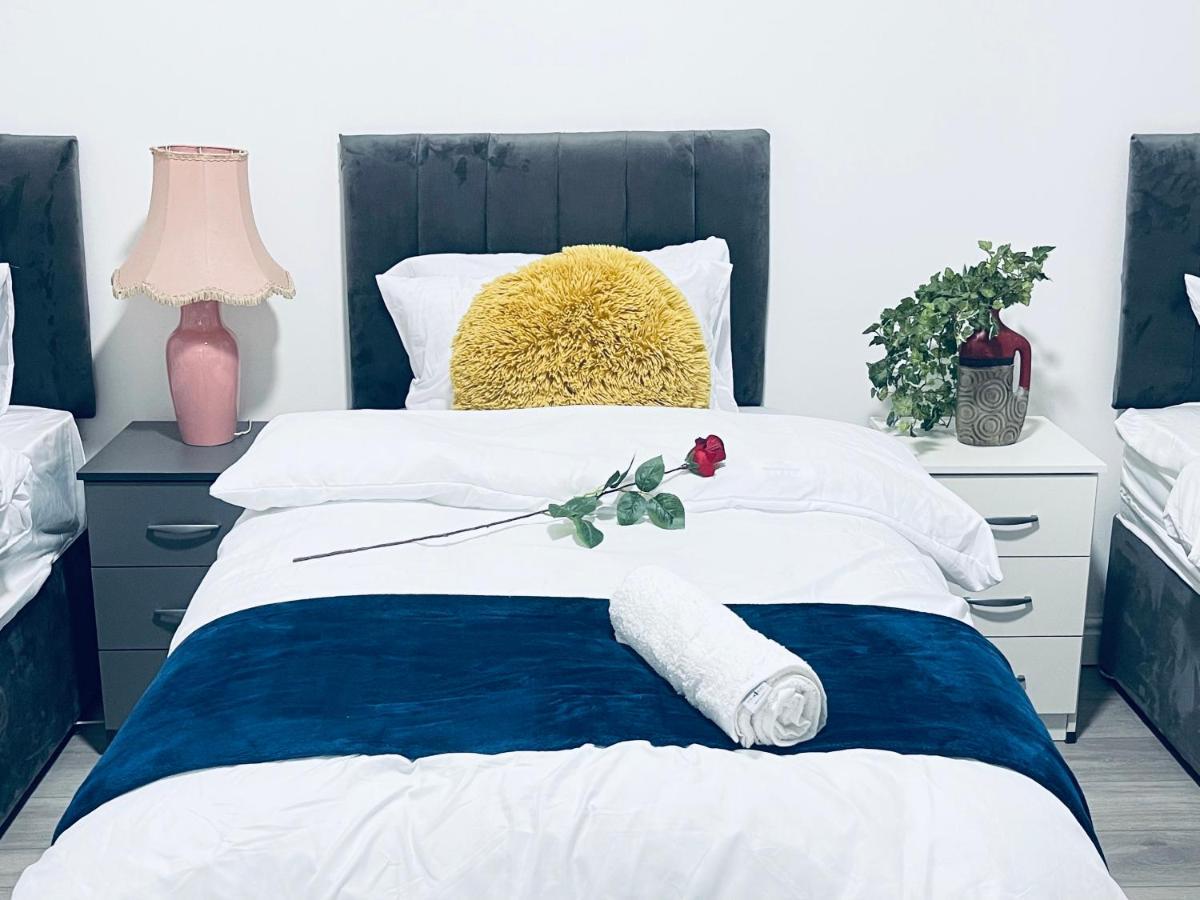 I Bed Apartment Бирмингем Экстерьер фото