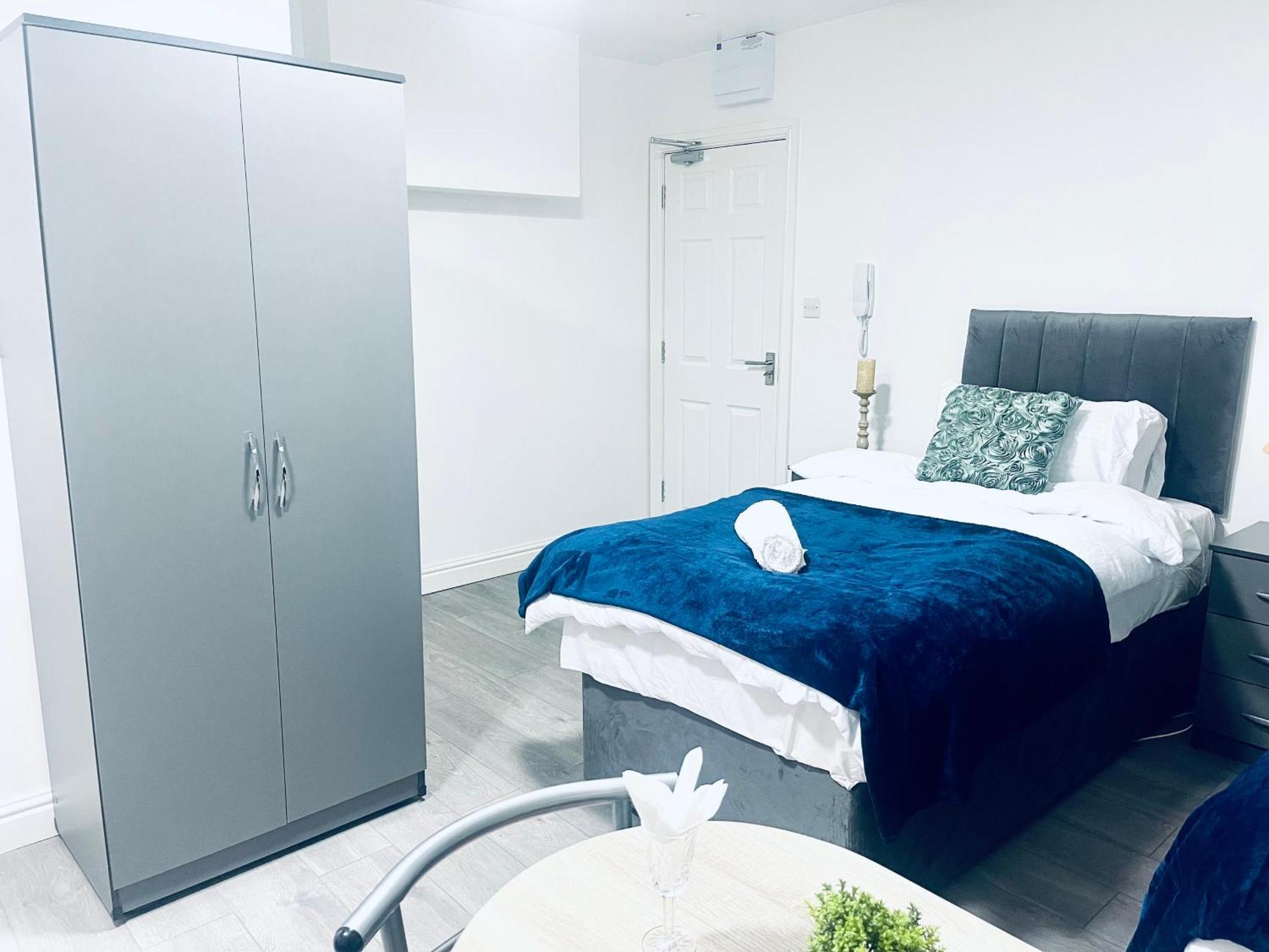 I Bed Apartment Бирмингем Экстерьер фото