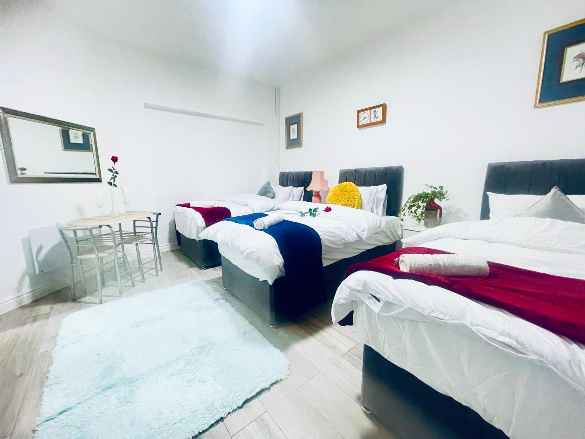 I Bed Apartment Бирмингем Экстерьер фото