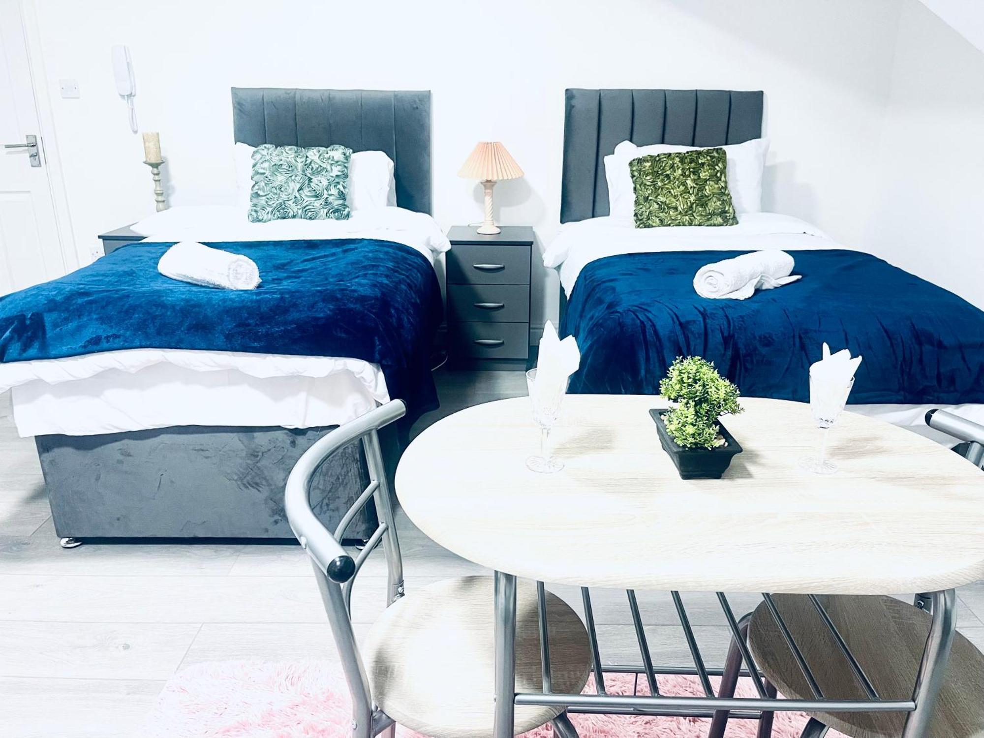 I Bed Apartment Бирмингем Экстерьер фото